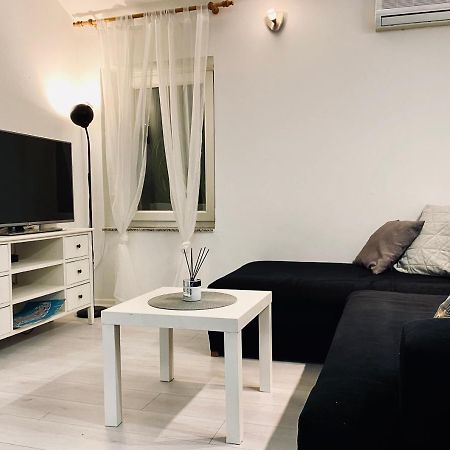 Apartment Beshtie Zadar Bagian luar foto