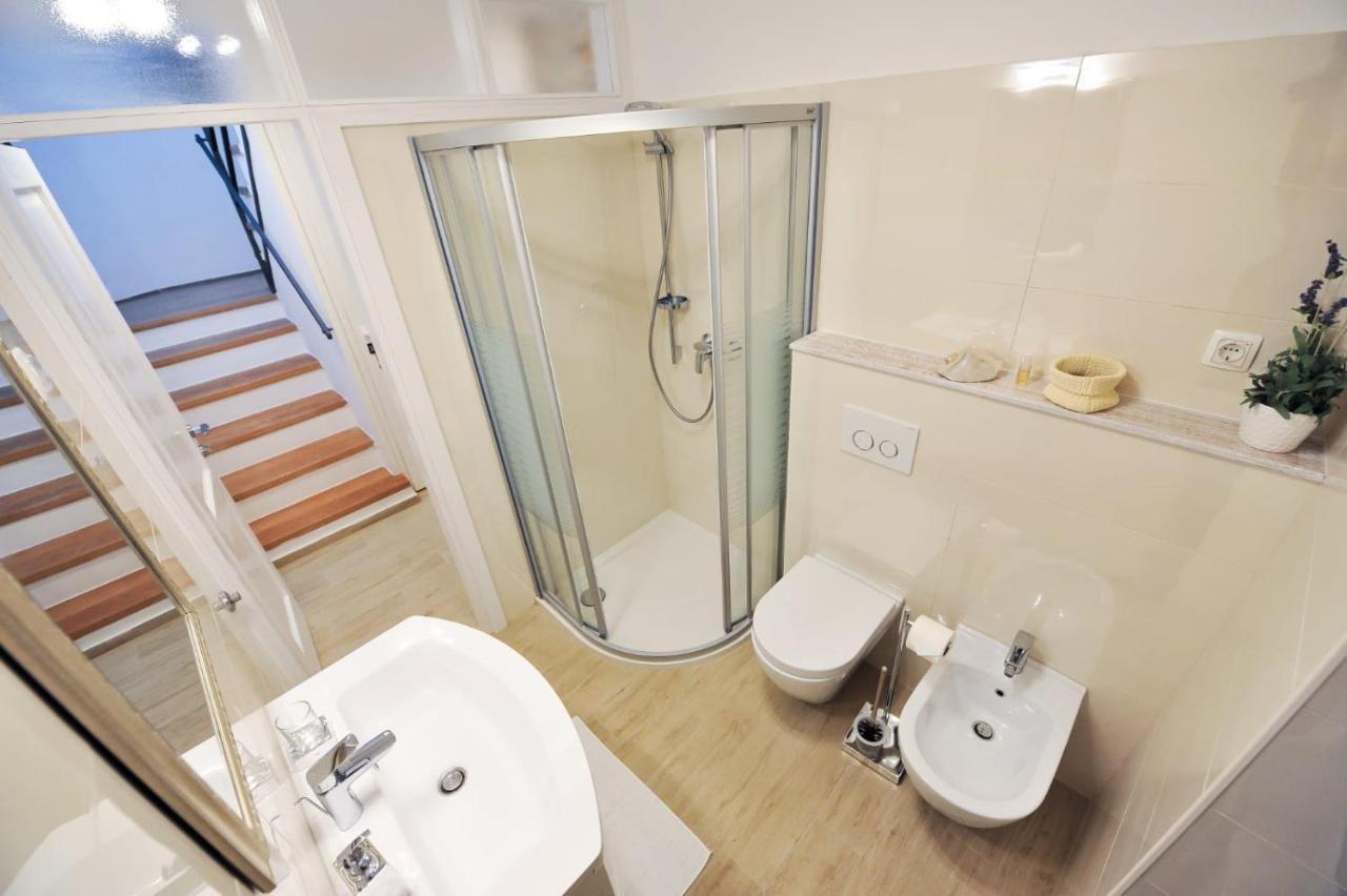 Apartment Beshtie Zadar Bagian luar foto